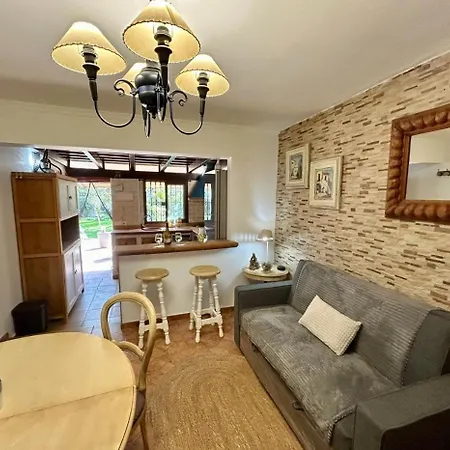 Holiday home Azvalia La Cabanita *